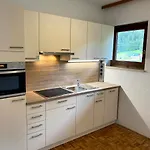 Haus Jolomo *