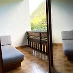 Haus Jolomo 아파트 *