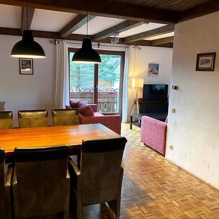 Appartement Haus Jolomo *