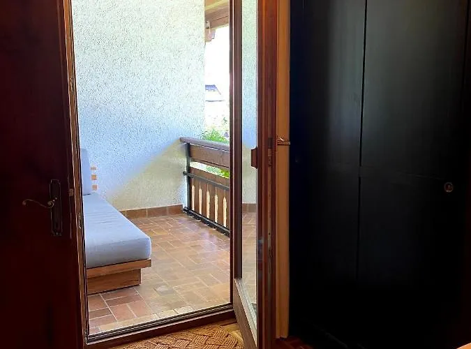 Apartment Haus Jolomo *