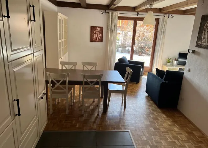 Haus Jolomo * مالنتز